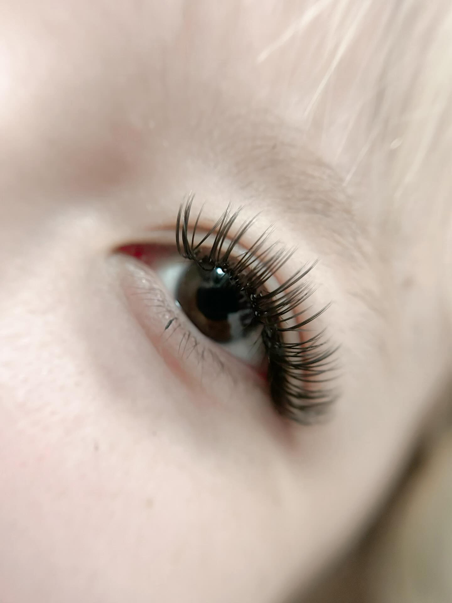 濃さがしっかりでるダブルフラットラッシュ！